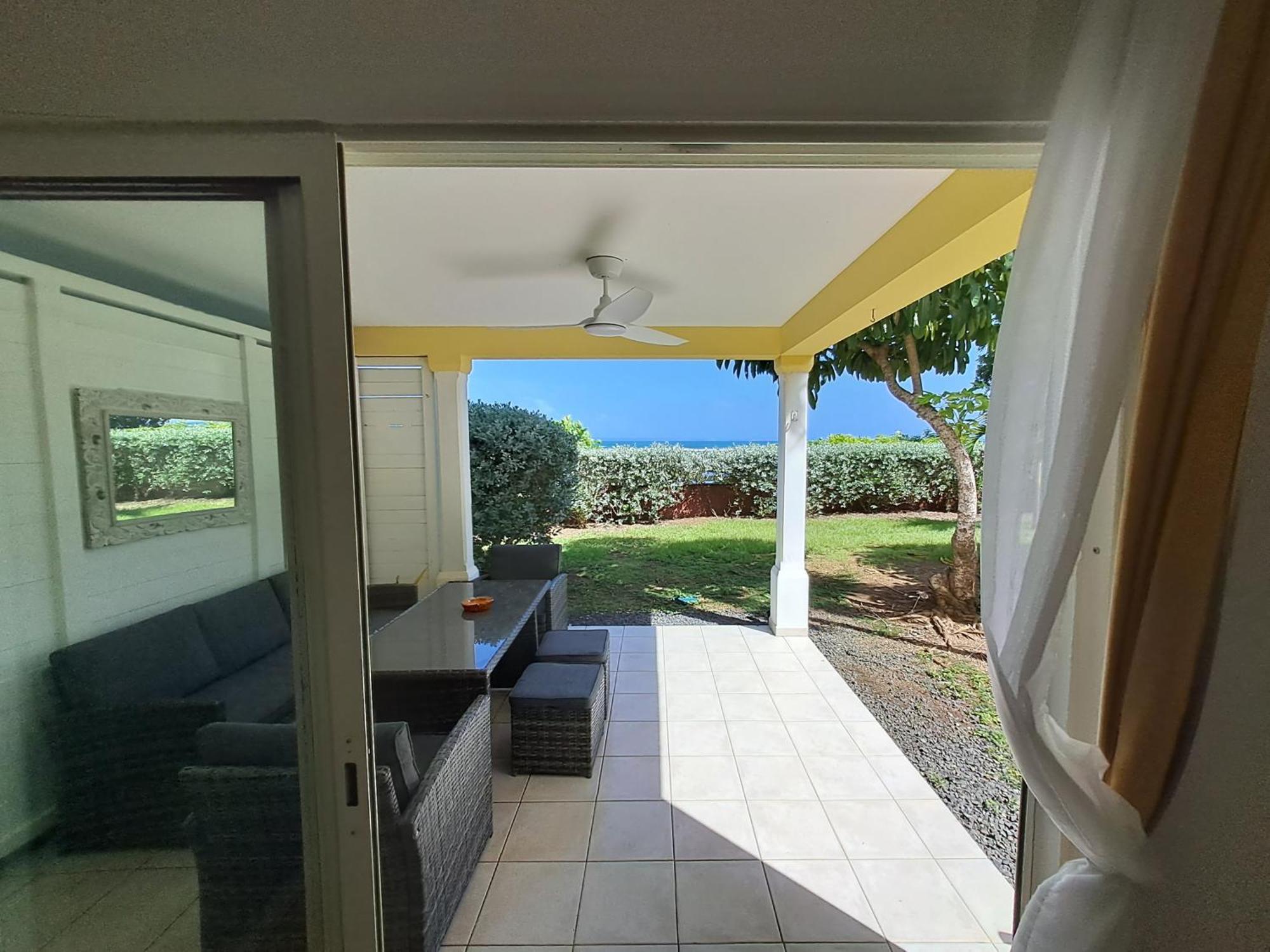 Rdc Appartement En Bord De Mer Au Son Des Vagues Le Moule Esterno foto